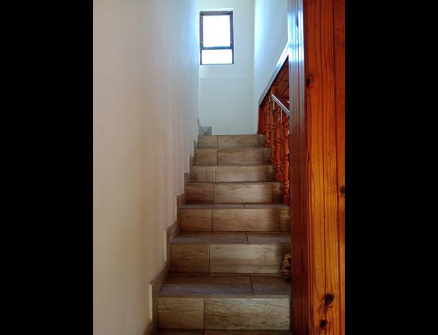 5 BEDROOM HOUSE FOR SALE IN NORTHDALE
